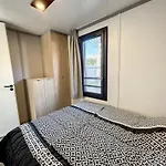 Chalet Cosy Avec Terrasse, 6 Couchages, Piscine Chauffée, Proche Et Commerces - Fr-1-361-477