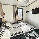 Cosy Avec Terrasse, 6 Couchages, Piscine Chauffee, Proche Et Commerces - Fr-1-361-477 Jullouville-les-Pins