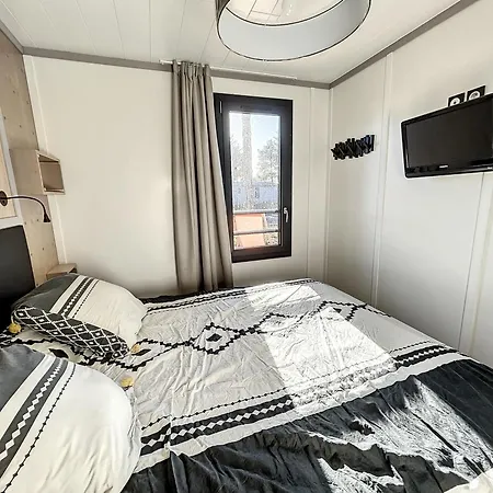 Cosy Avec Terrasse, 6 Couchages, Piscine Chauffee, Proche Et Commerces - Fr-1-361-477 Jullouville-les-Pins