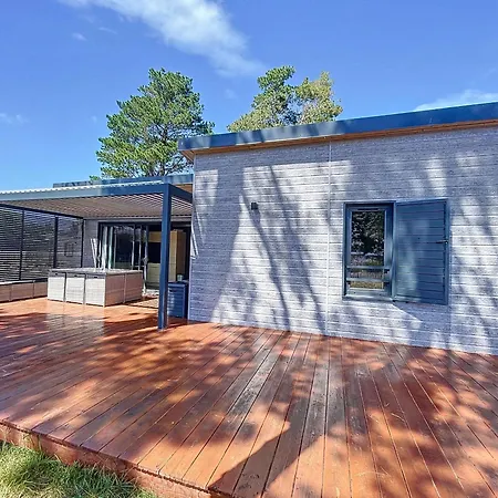 Cosy Avec Terrasse, 6 Couchages, Piscine Chauffee, Proche Et Commerces - Fr-1-361-477 * Jullouville-les-Pins